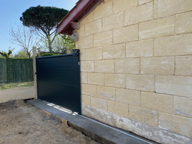 SEMELLE POUR PORTAIL